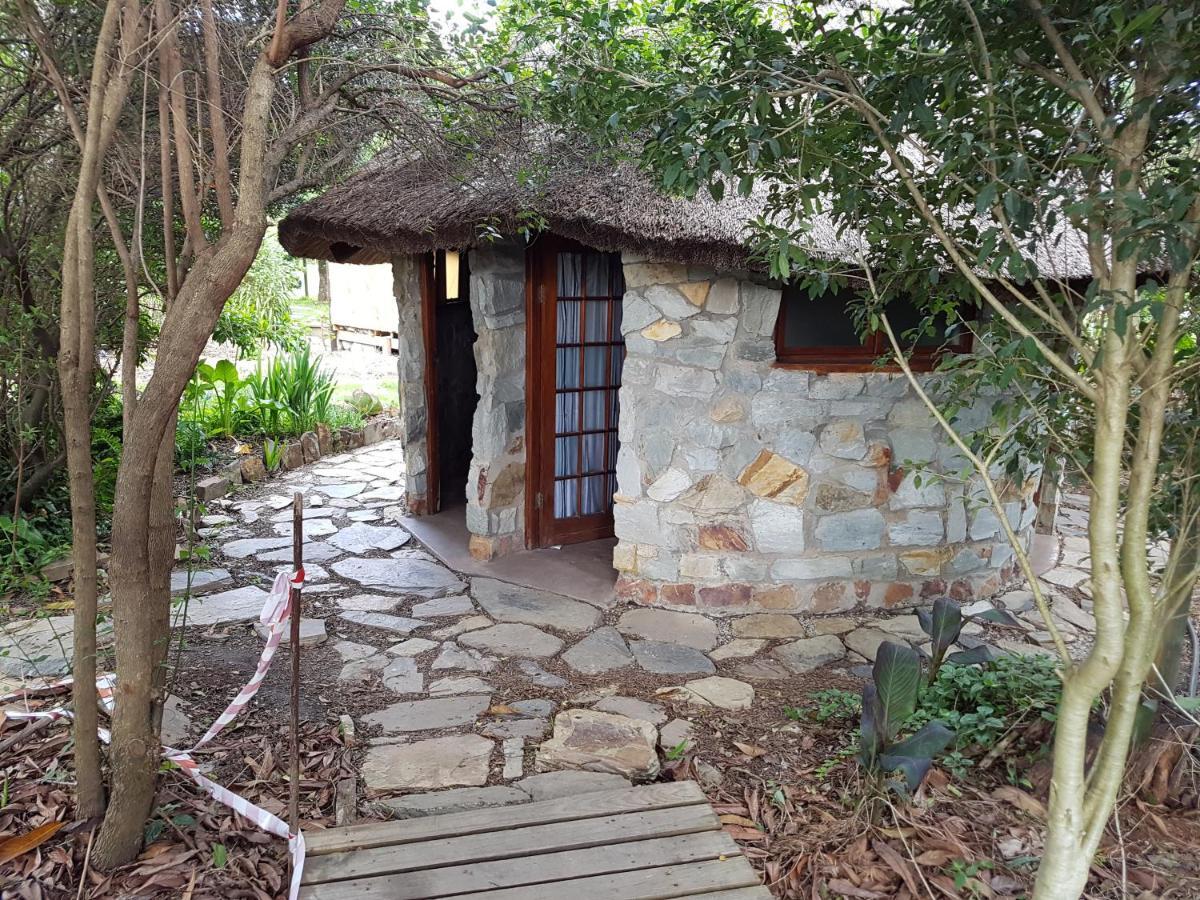 Mali Boutique Lodge & Tube 'N Axe Budget Accommodation Stormsrivier Buitenkant foto